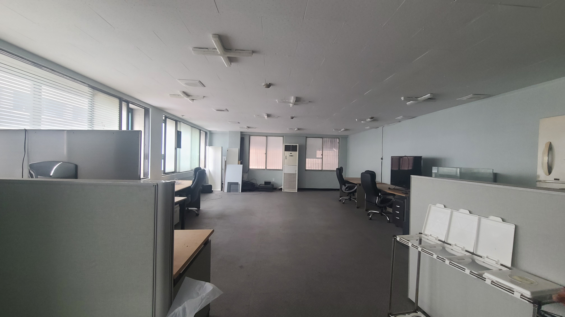 부산광역시 중구 중앙동4가 사무실 - 1