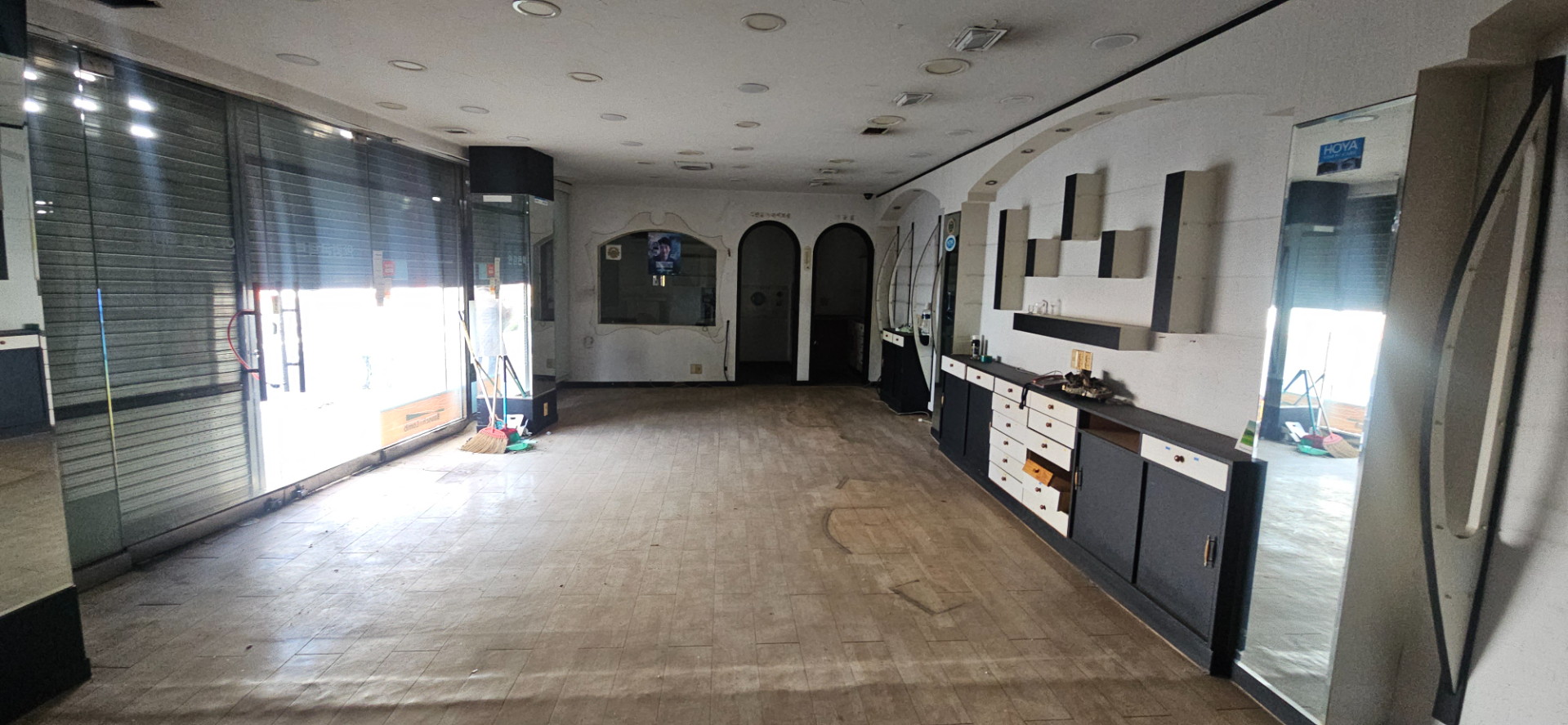 부산광역시 남구 문현동 상가 썸네일 3