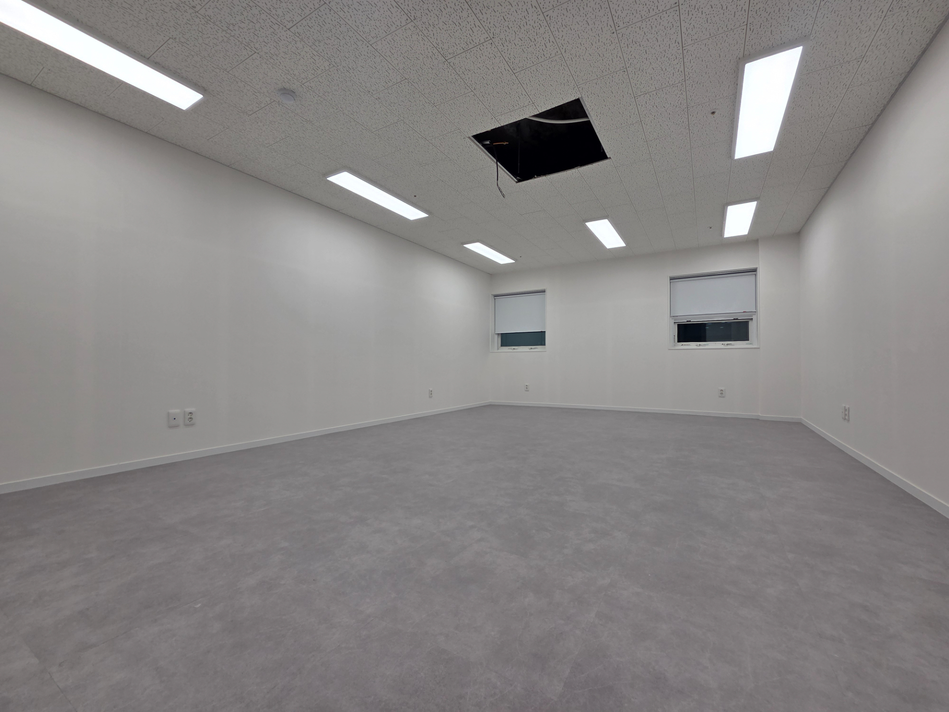 부산광역시 중구 중앙동4가 사무실 - 1