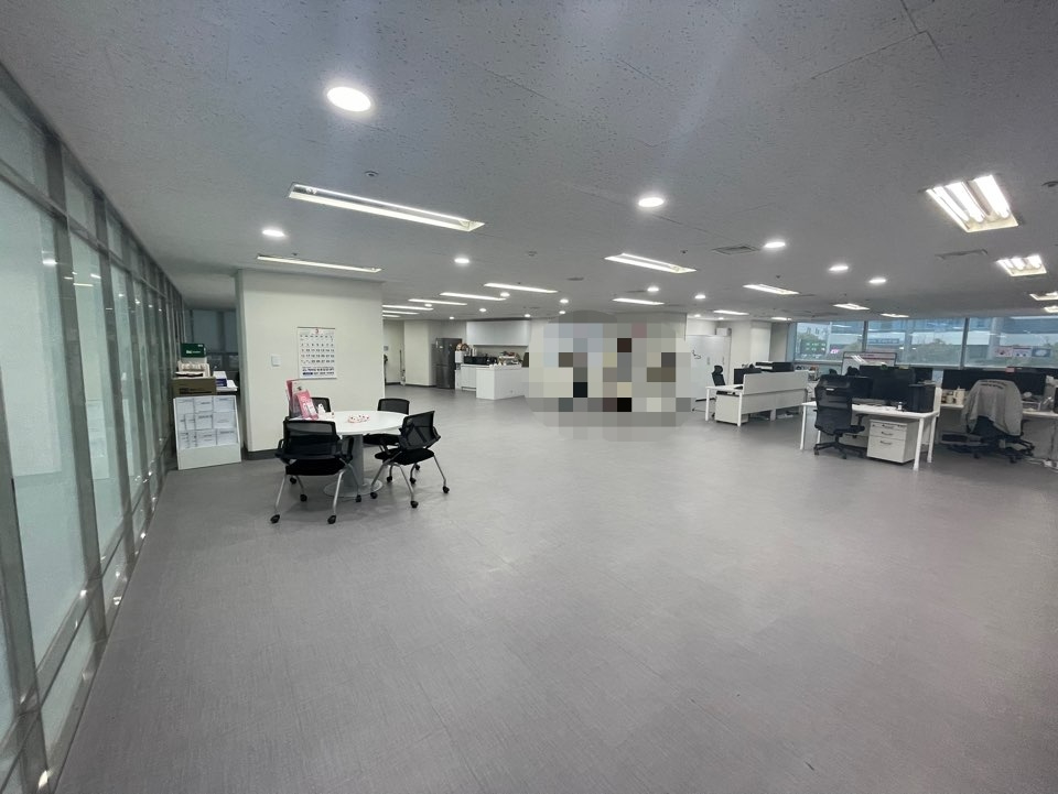 부산광역시 부산진구 부전동 사무실 - 1