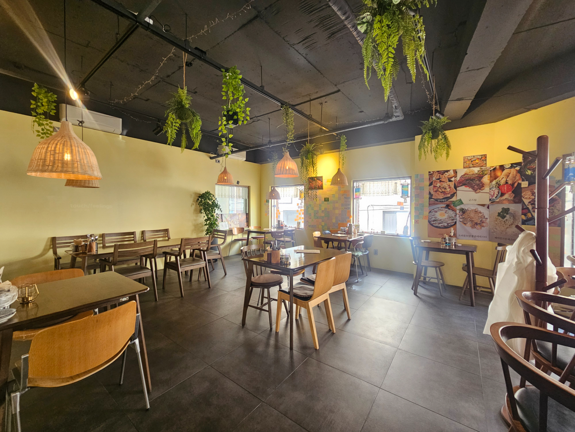 부산광역시 부산진구 전포동 상가 - 1