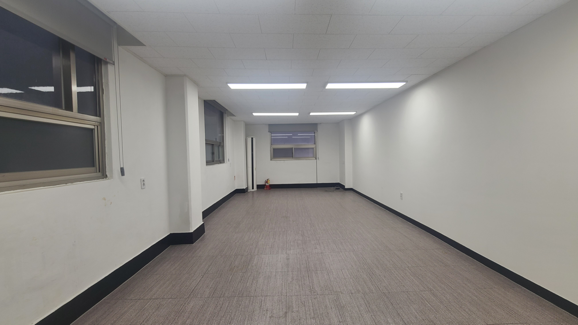 부산광역시 중구 중앙동4가 사무실 - 1