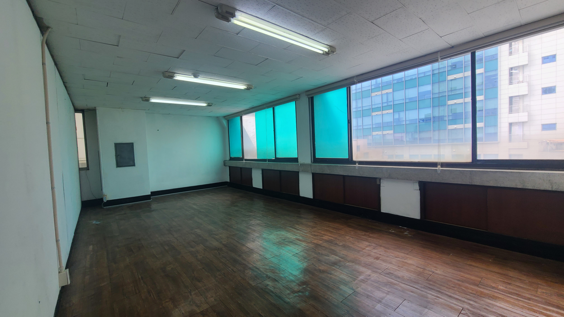 부산광역시 중구 중앙동4가 사무실 썸네일 2