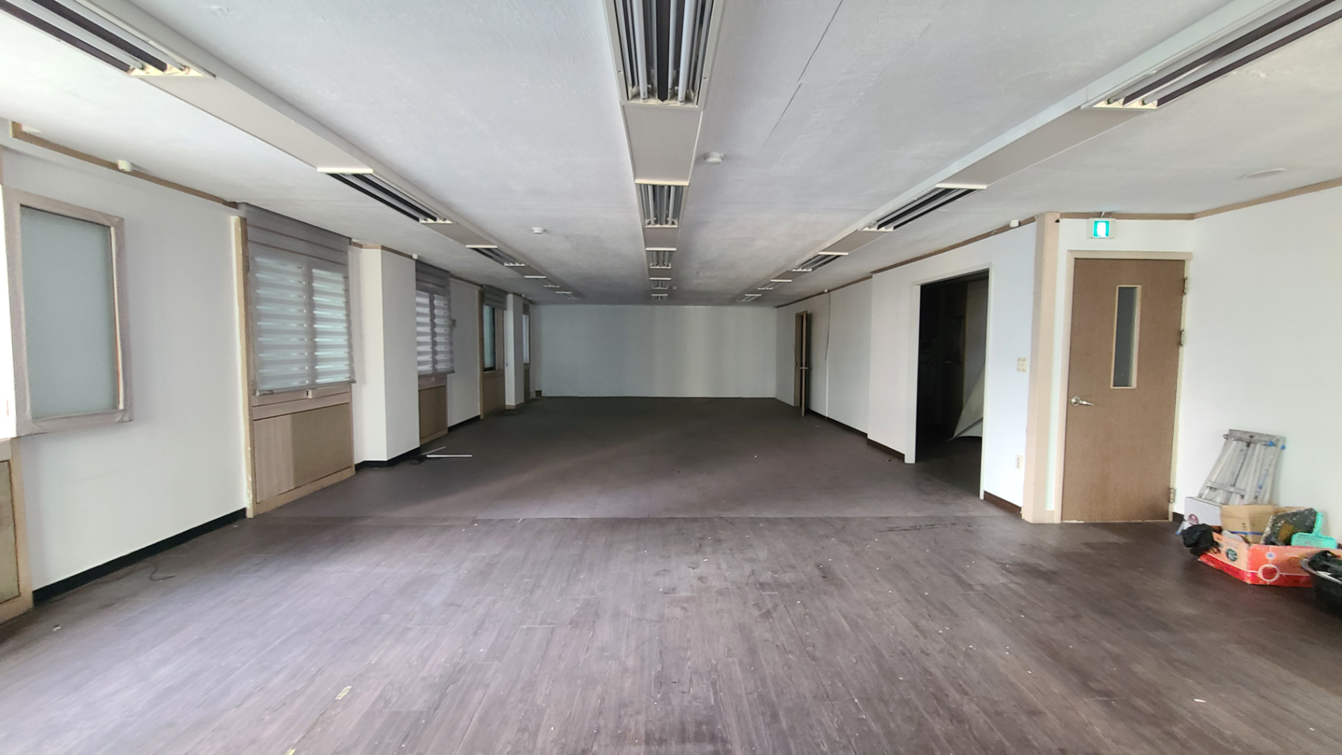 부산광역시 부산진구 부전동 사무실 - 1