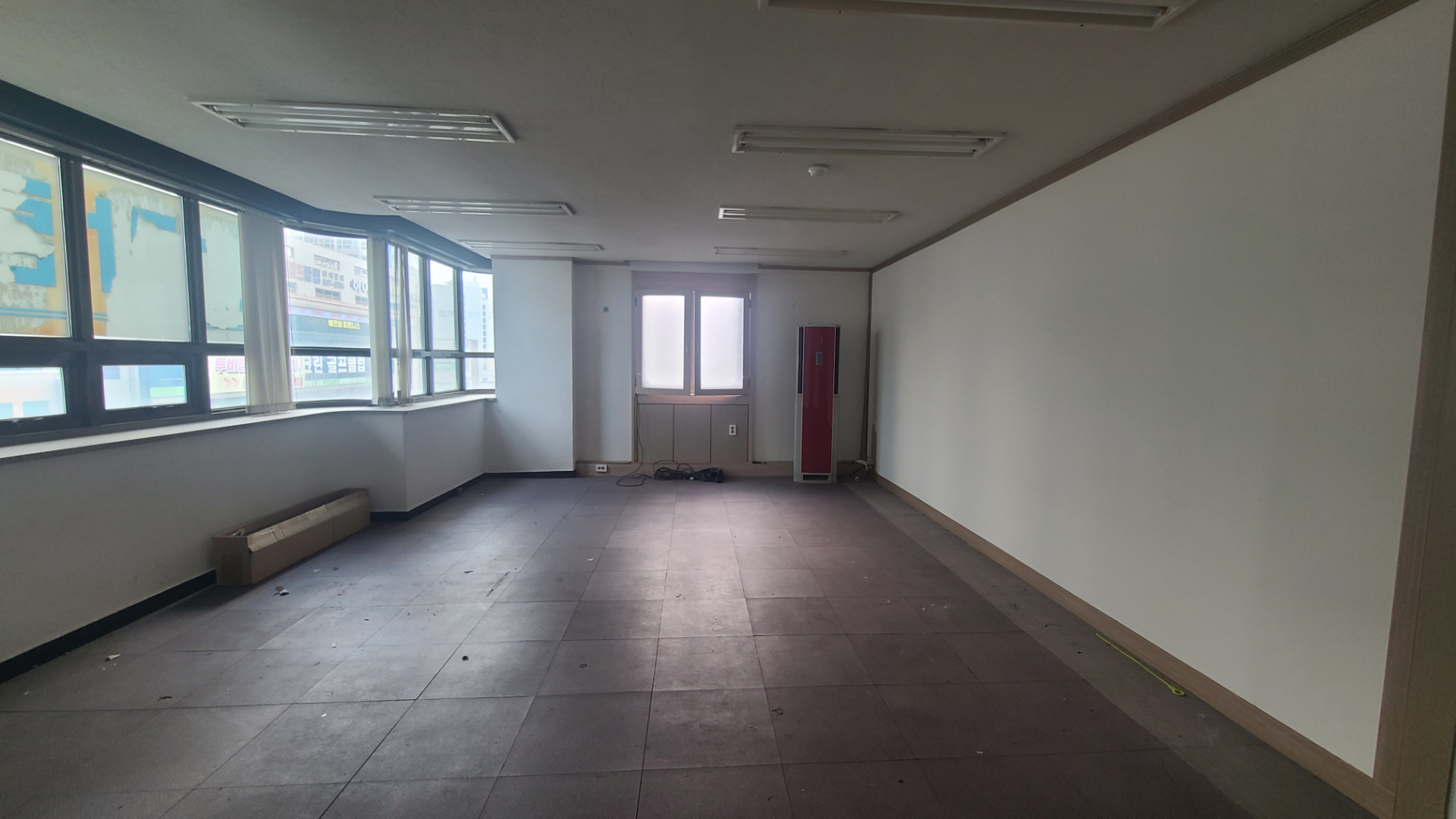 부산광역시 부산진구 부전동 사무실 - 1