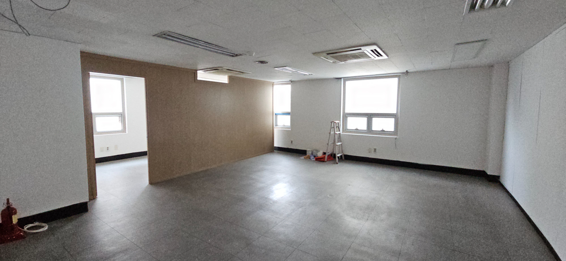 부산광역시 동구 초량동 사무실 - 1