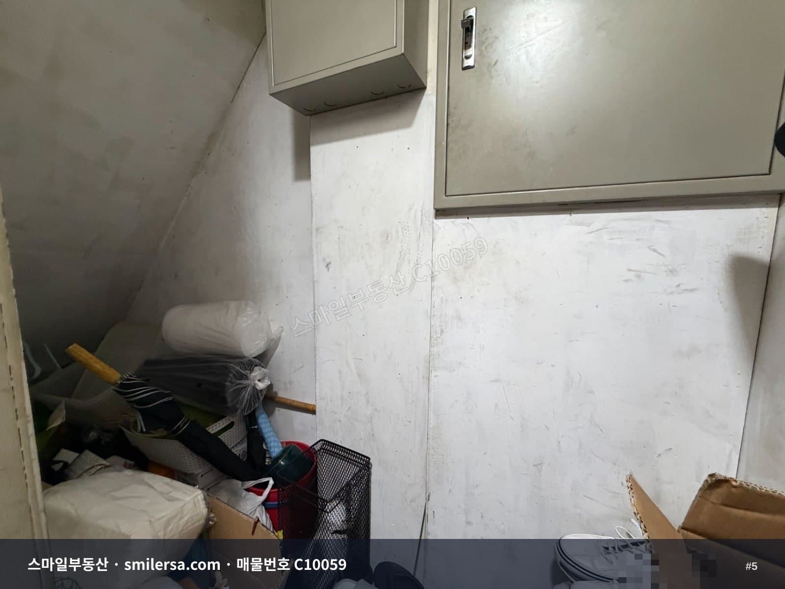 전포동 적십자 회관 인근 먹자골목 1층 상가 임대 썸네일 5