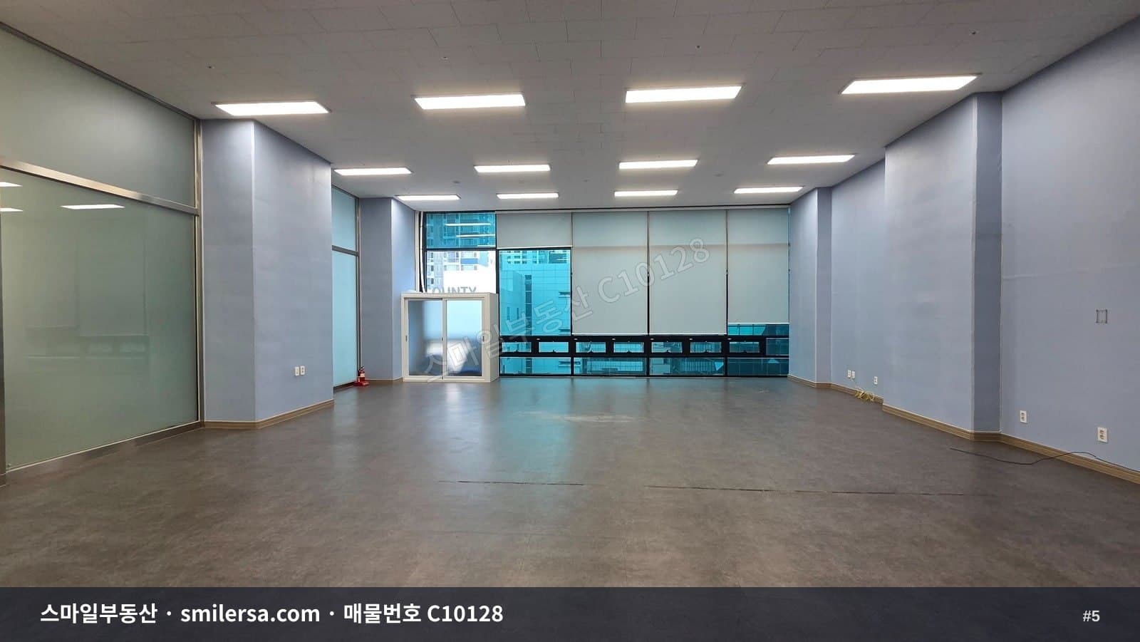 범내골역 인근 신축 사무실, 주차 편한 4층 상가 썸네일 5