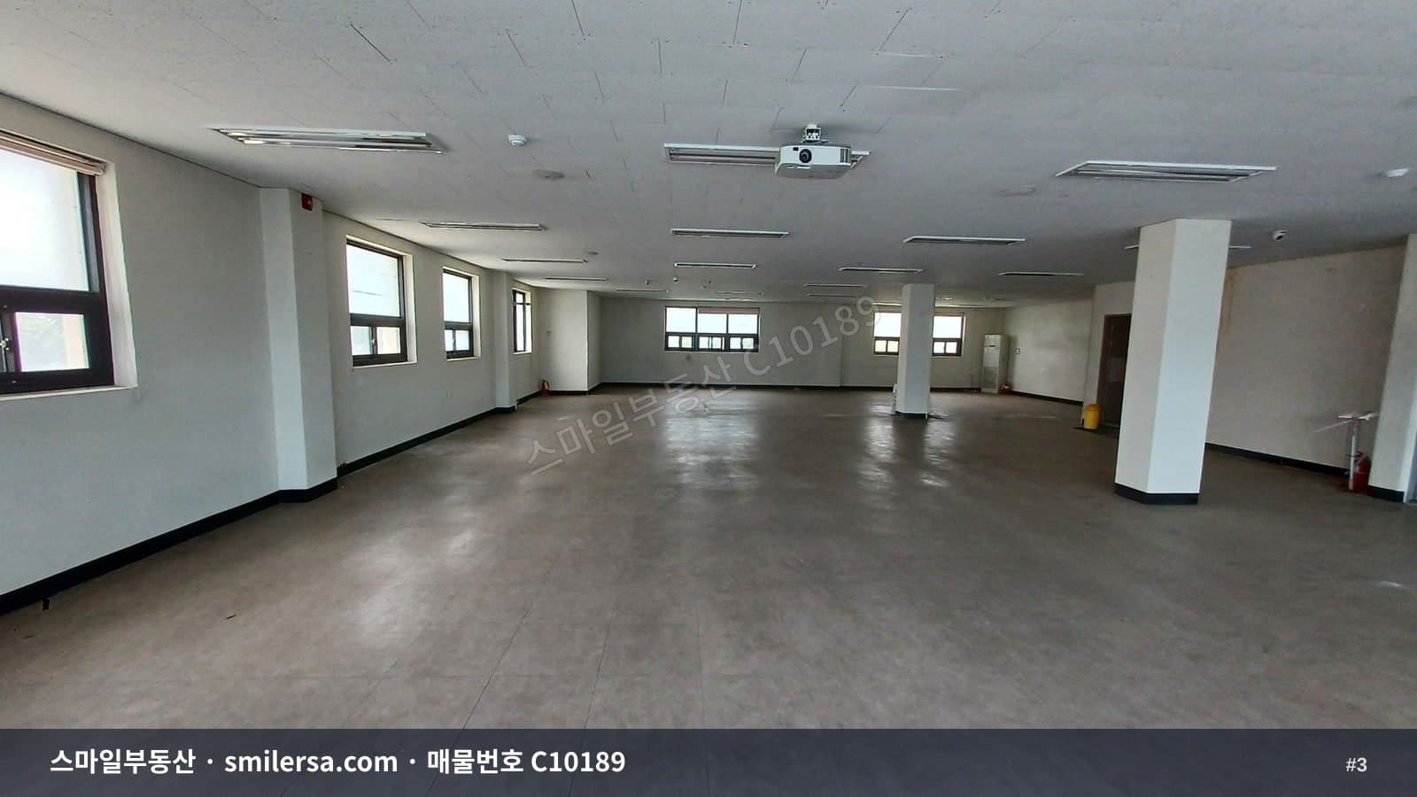 교대역 인근 깔끔한 대형사무실 썸네일 3