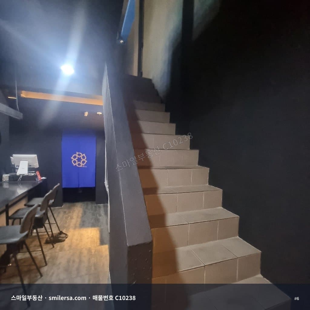 서면 배대포 이자까야 상가, 세련된 인테리어의 1, 2층 매물 썸네일 6
