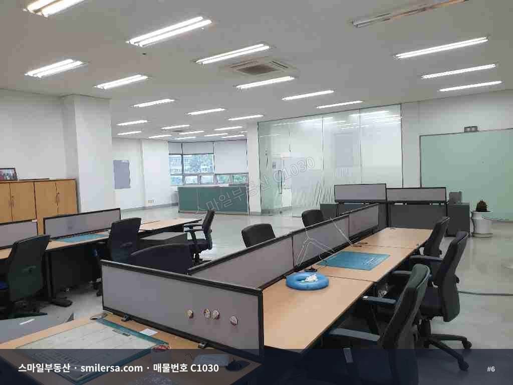 부산진역 바로 앞 157평 사무실 층 통임대, 관리 잘 된 건물 썸네일 6