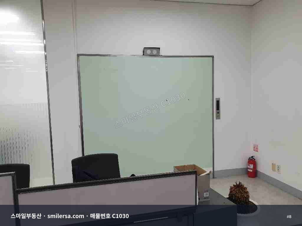 부산진역 바로 앞 157평 사무실 층 통임대, 관리 잘 된 건물 썸네일 8