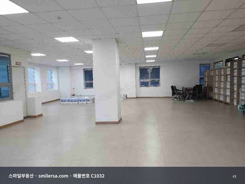 부산광역시 동구 수정동 사무실 내부 사진 C1032