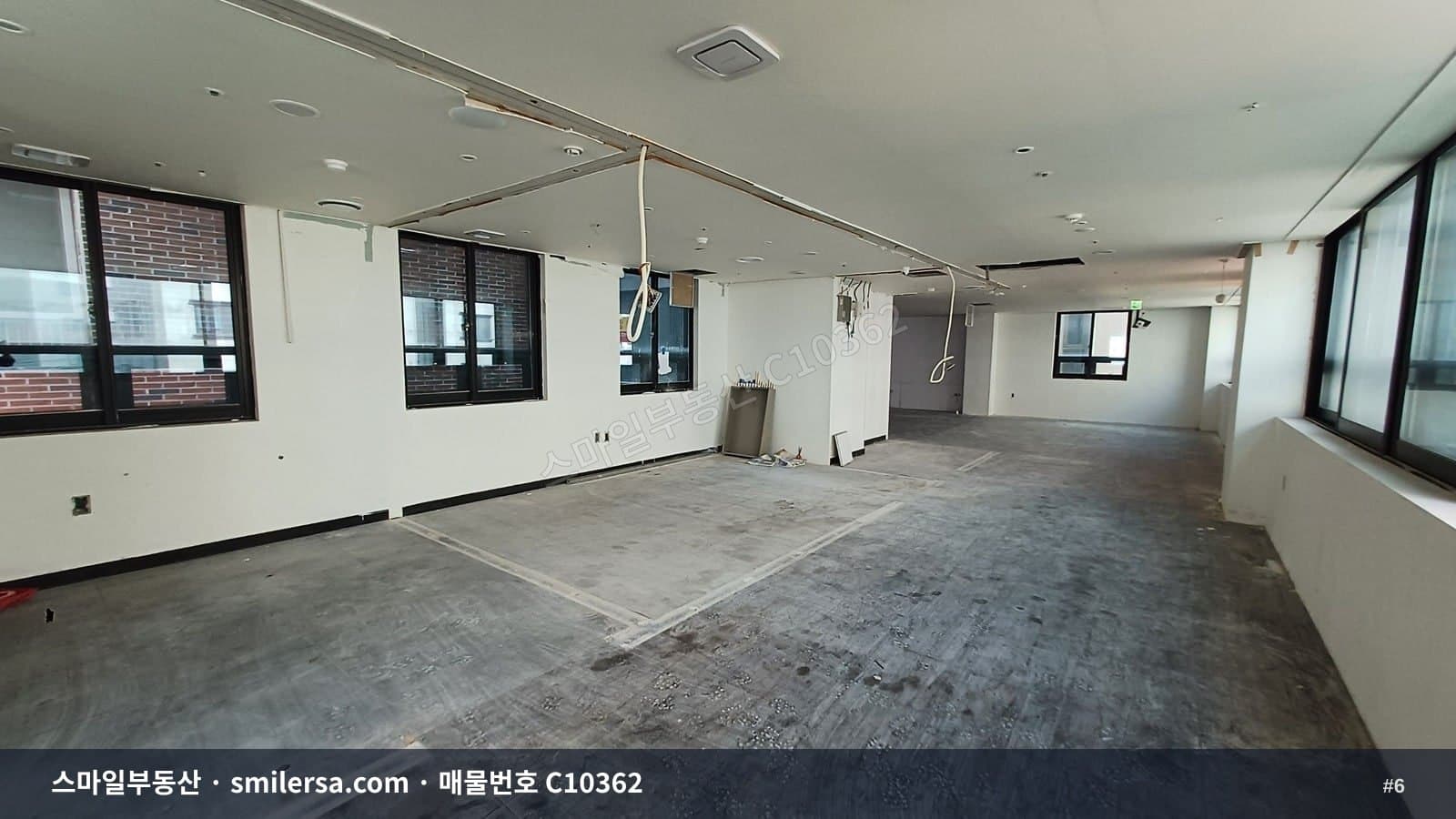 연산동 무권리 2층 상가, 넓은 전면이 눈에 띄는 자리 썸네일 6