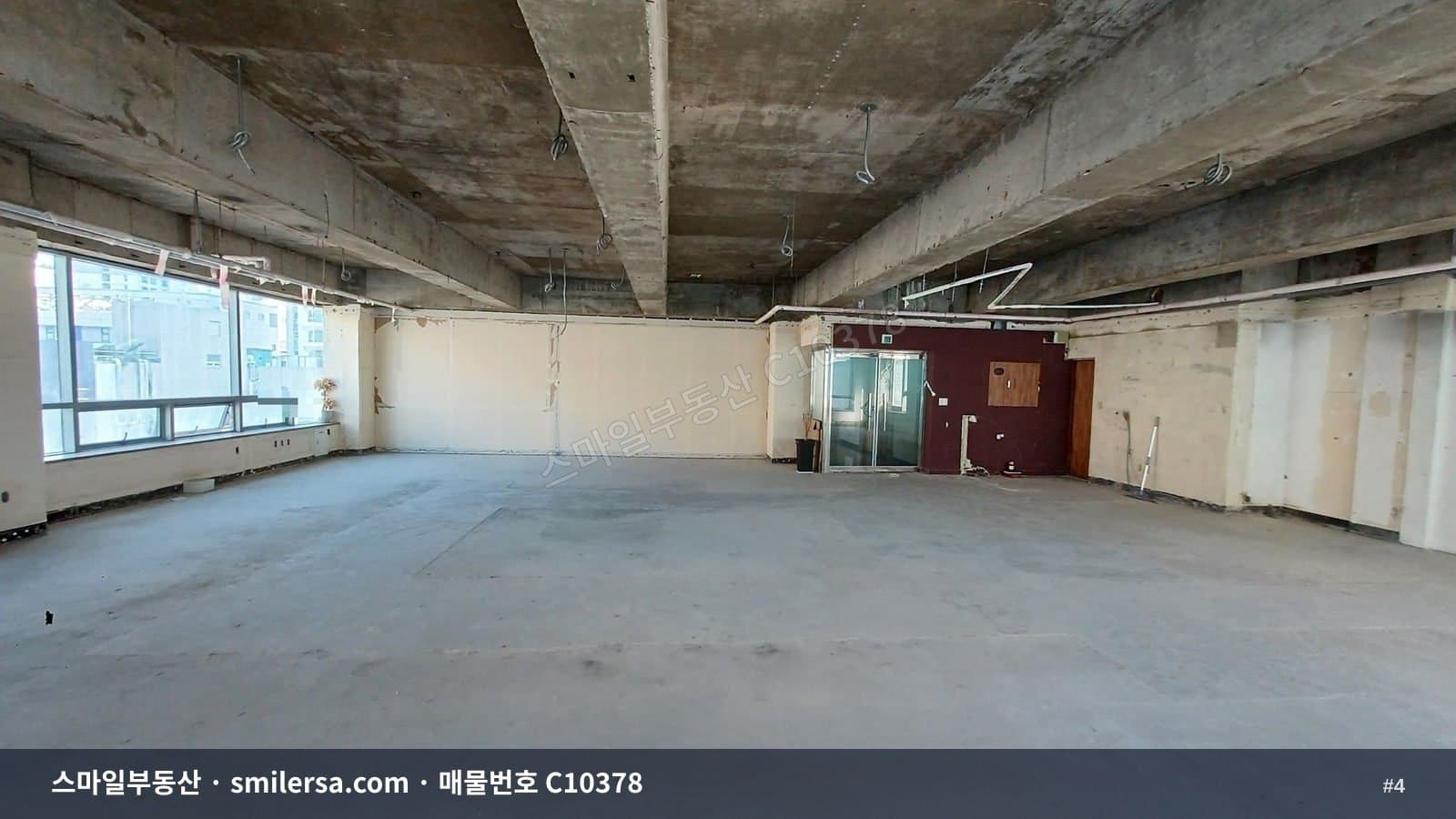 장산역 인근 중형 사무실·상가, 가성비 좋은 월세 매물 썸네일 4