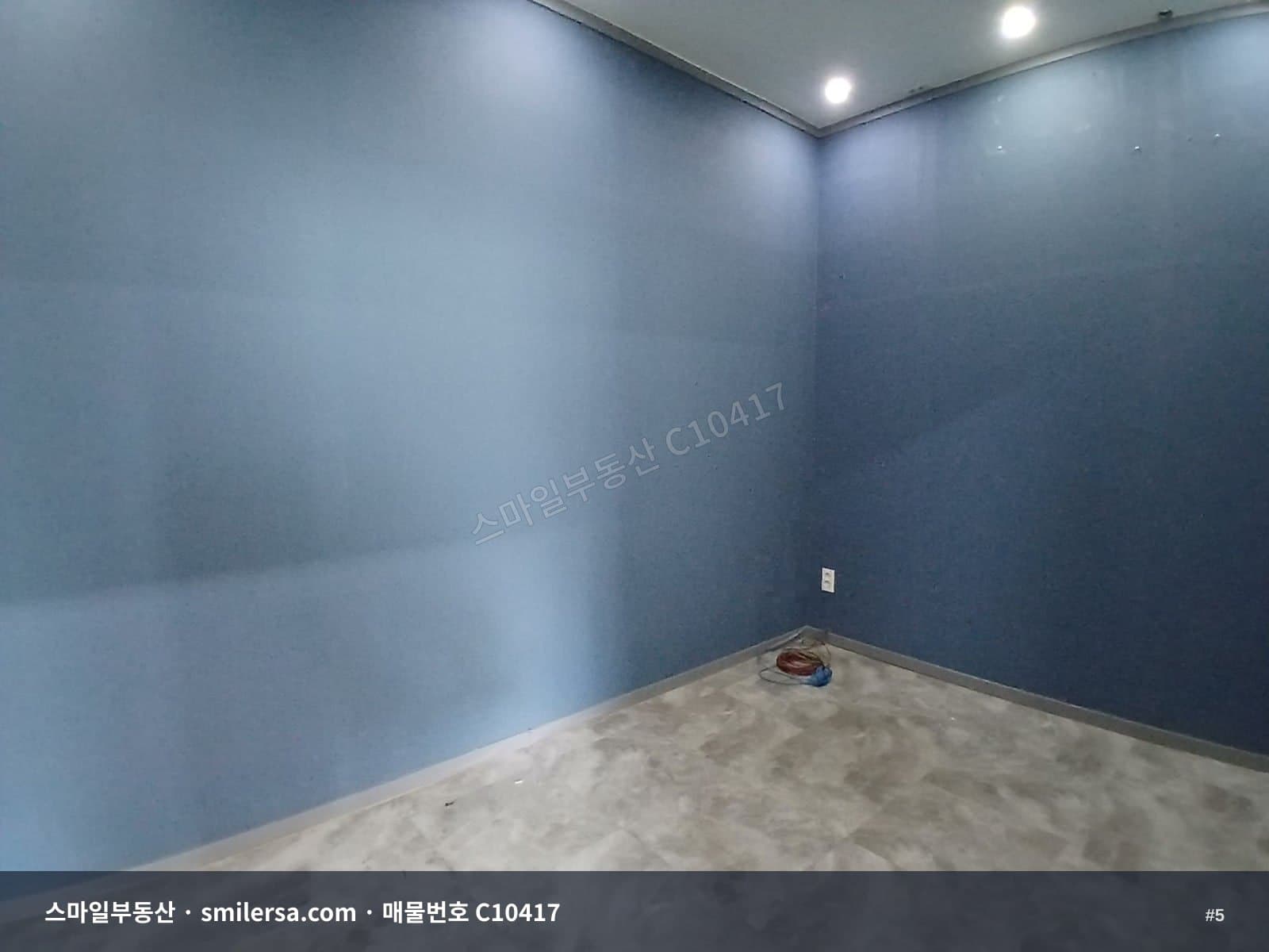 전포 카페거리 큰 대로변 깔끔한 사무실 썸네일 5