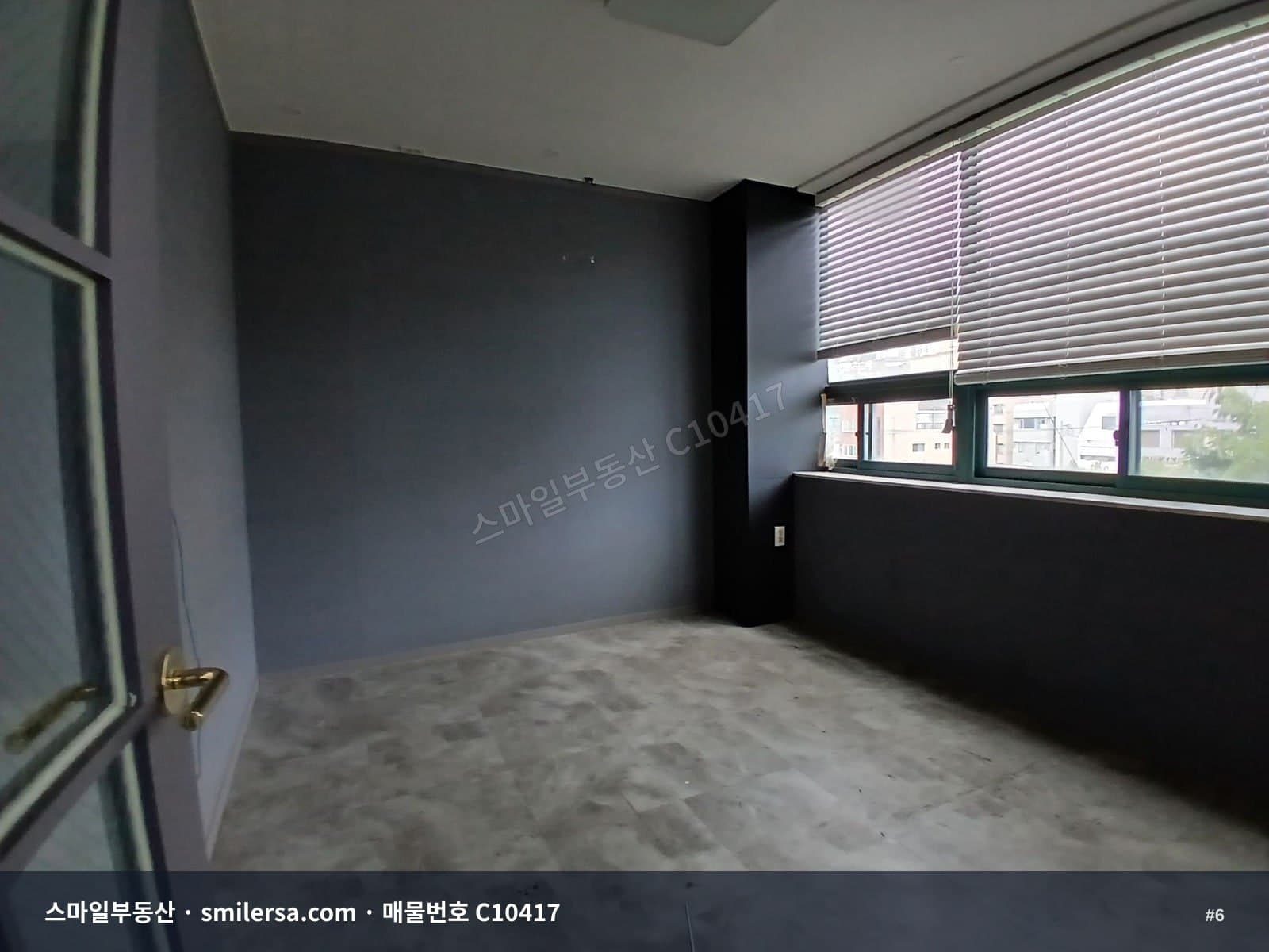 전포 카페거리 큰 대로변 깔끔한 사무실 썸네일 6