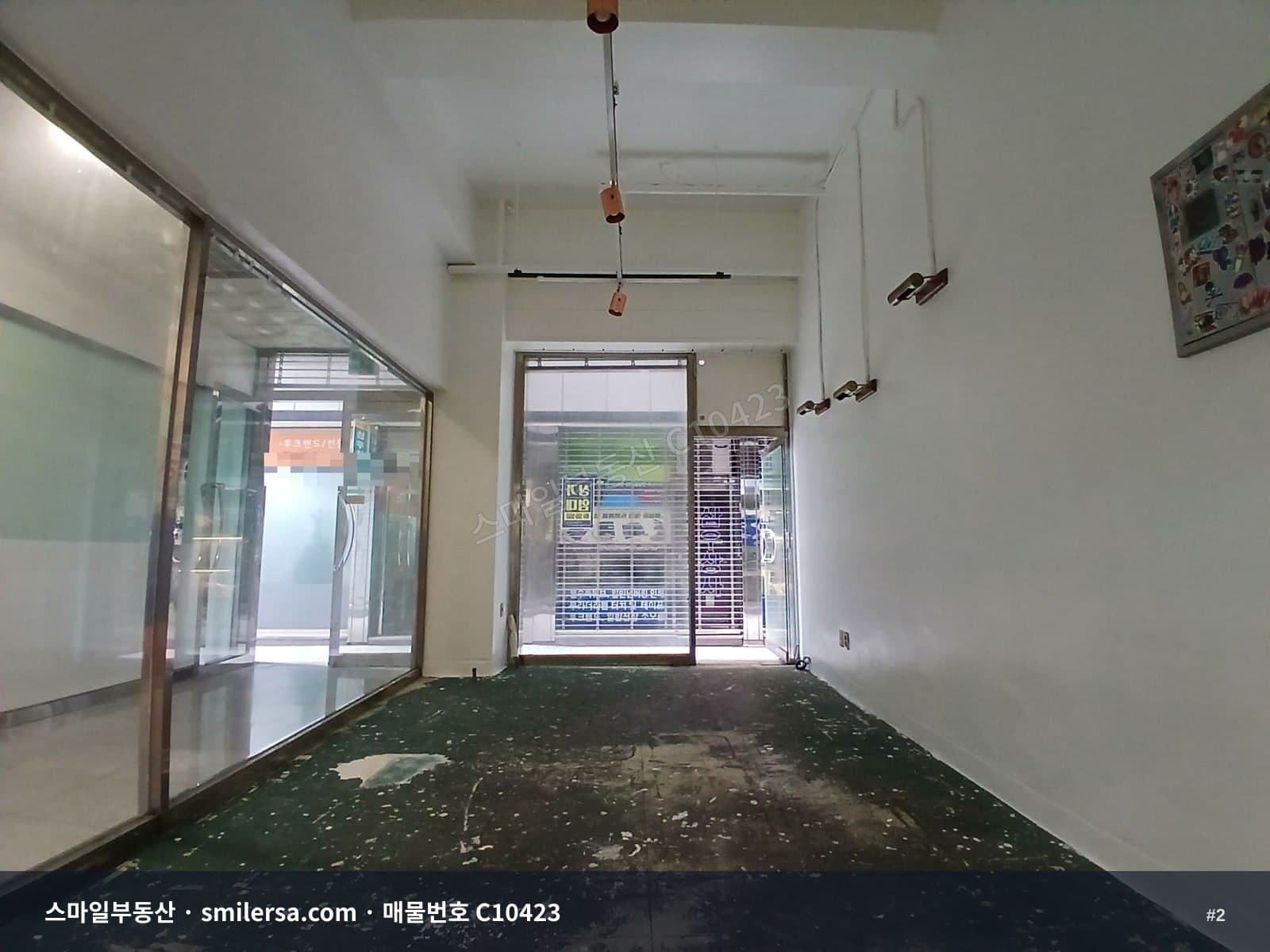 전포 카페거리, 전포역 인근 1층 상가 썸네일 2