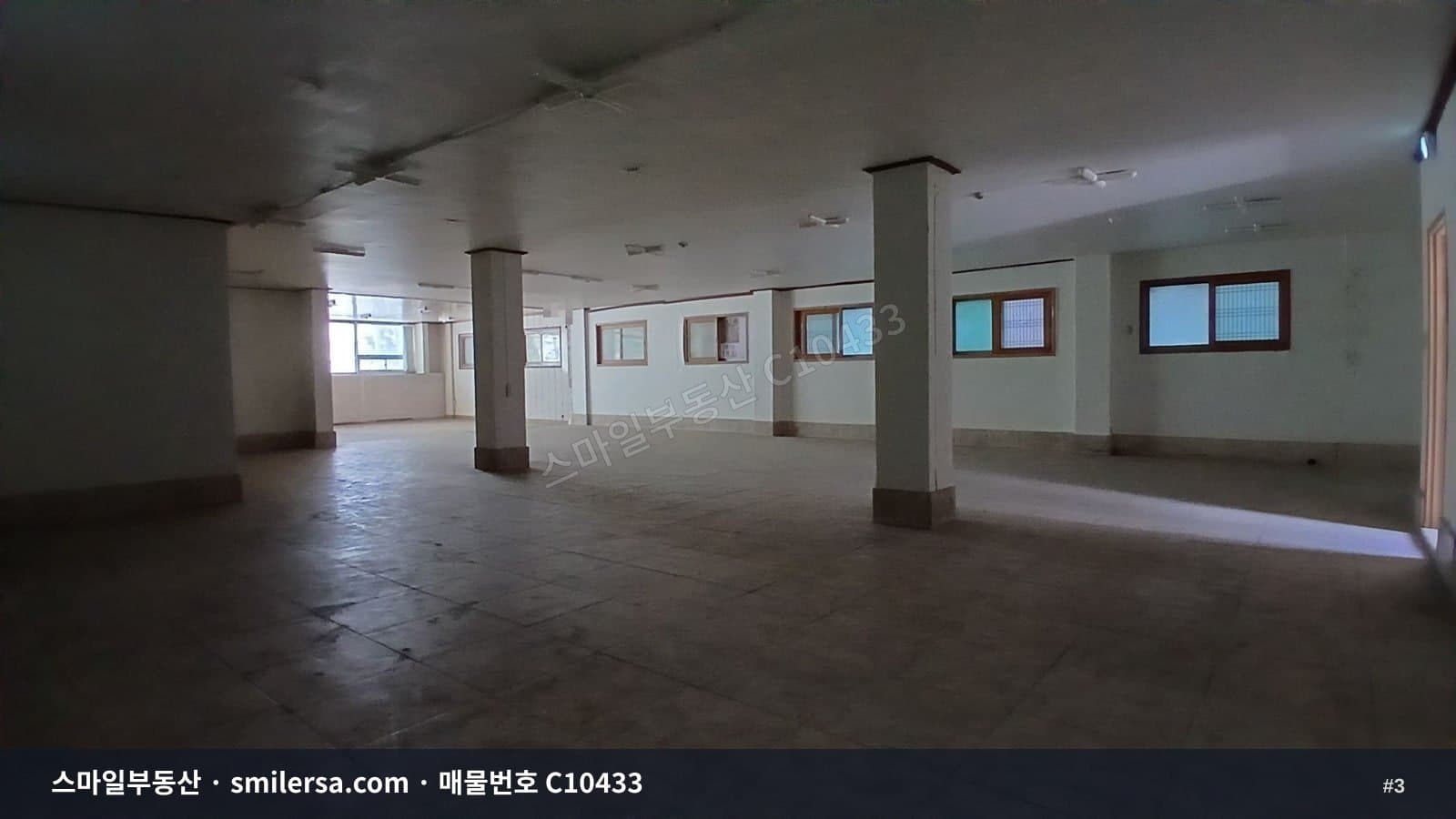 양정역 인근 대로변 대형 사무실 C10433 썸네일 3