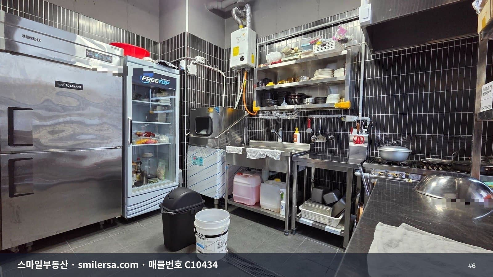시청역 인근 연제SK뷰 가까운 인테리어 잘된 2층 상가 썸네일 6