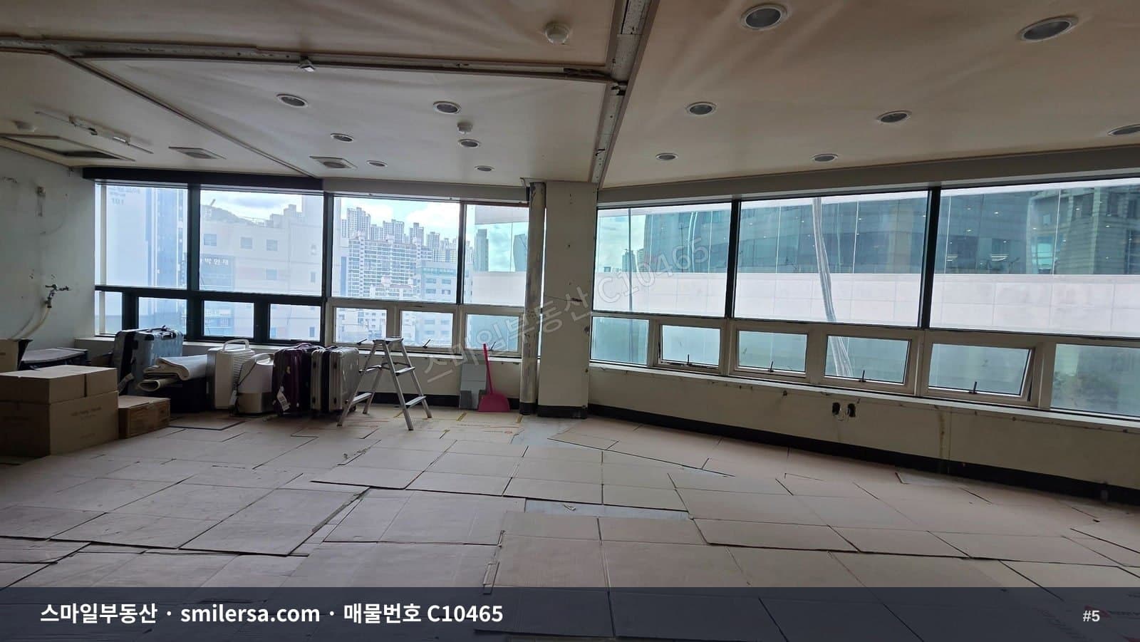 시청 인근 사거리 코너 건물 사무실 썸네일 5