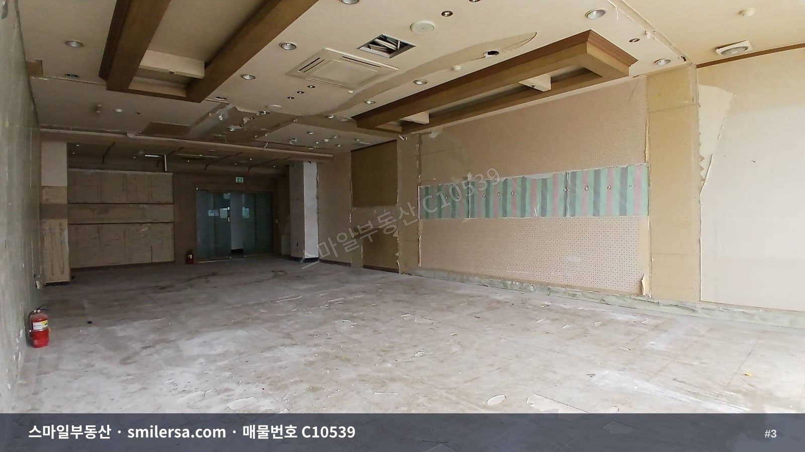가야대로변 유동인구 많은 상가 썸네일 3