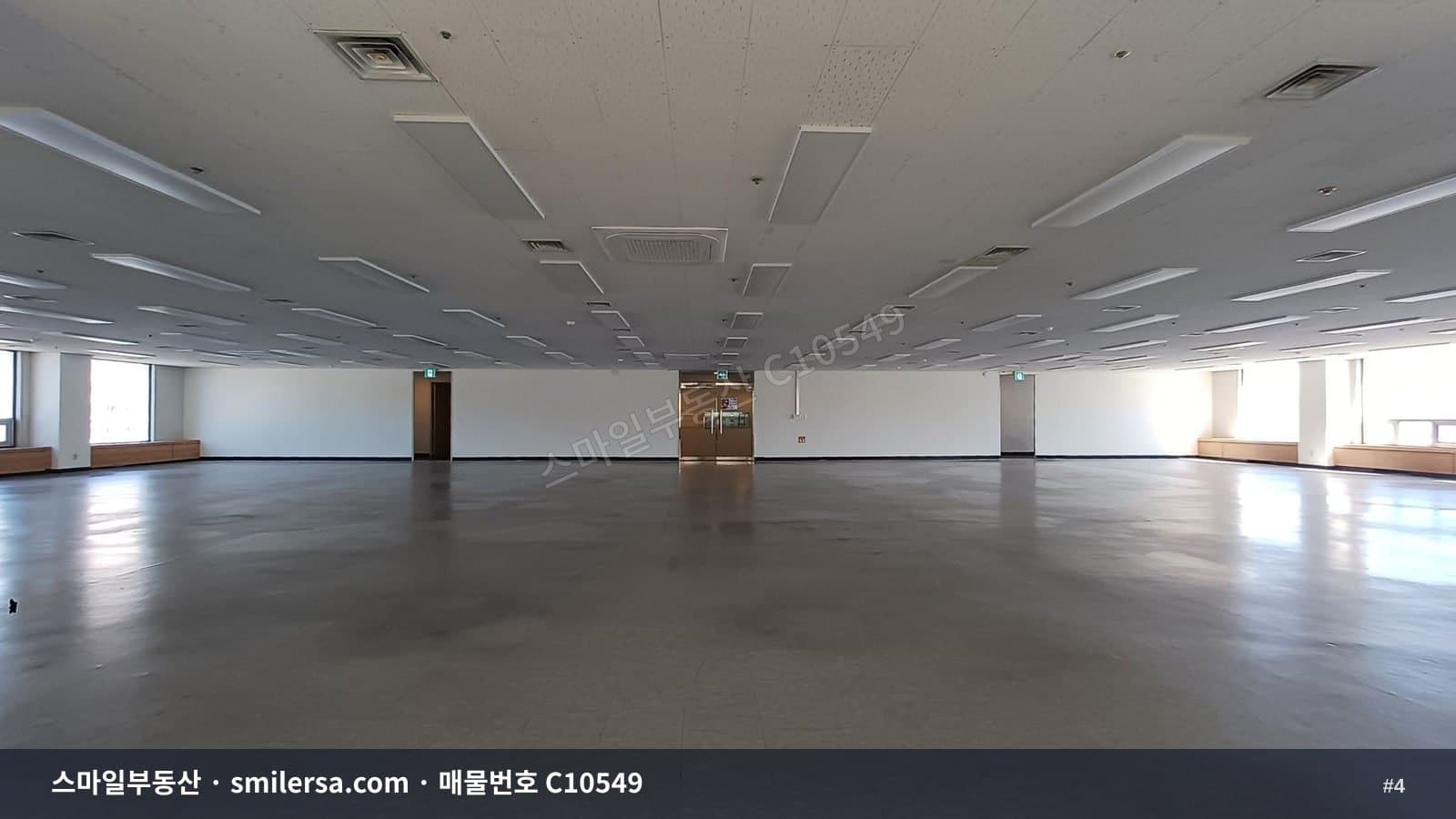 중앙동역 인근 대로변 전망 좋은 대형 사무실 썸네일 4