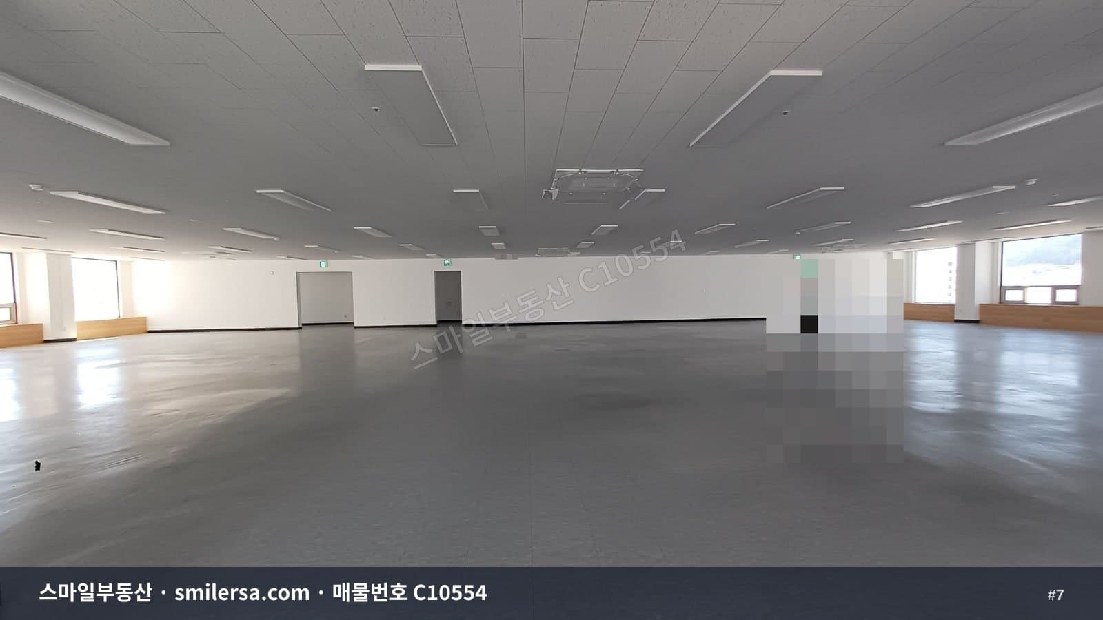 중앙동역 인근 대로변 전망 좋은 대형 사무실 썸네일 7