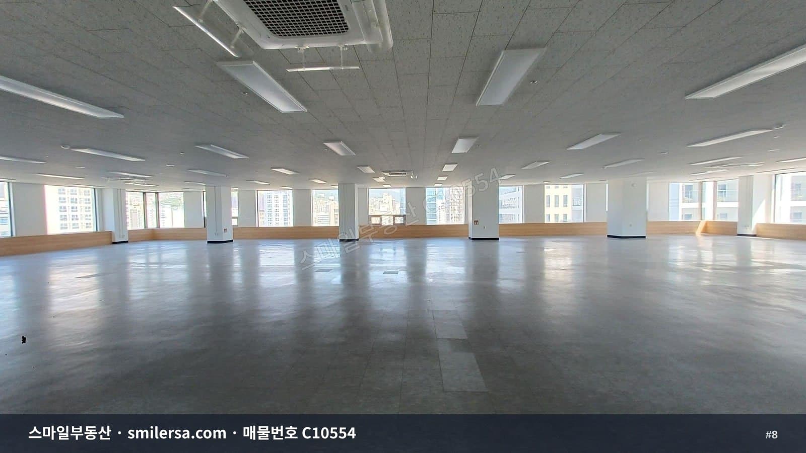 중앙동역 인근 대로변 전망 좋은 대형 사무실 썸네일 8