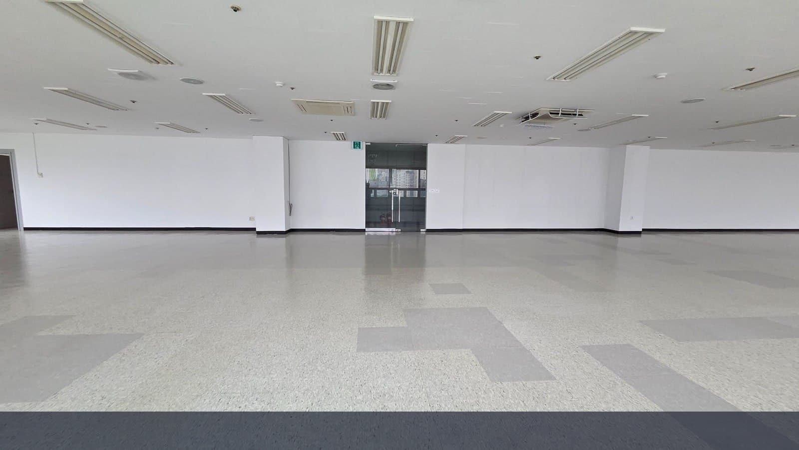 서면 로터리 인근 인테리어 잘된 사무실 임대 썸네일 4