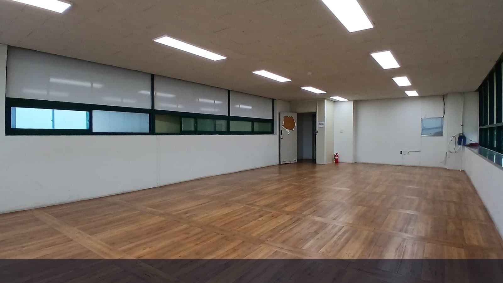가야대로변 지하철역 인근 사무실 임대 썸네일 4