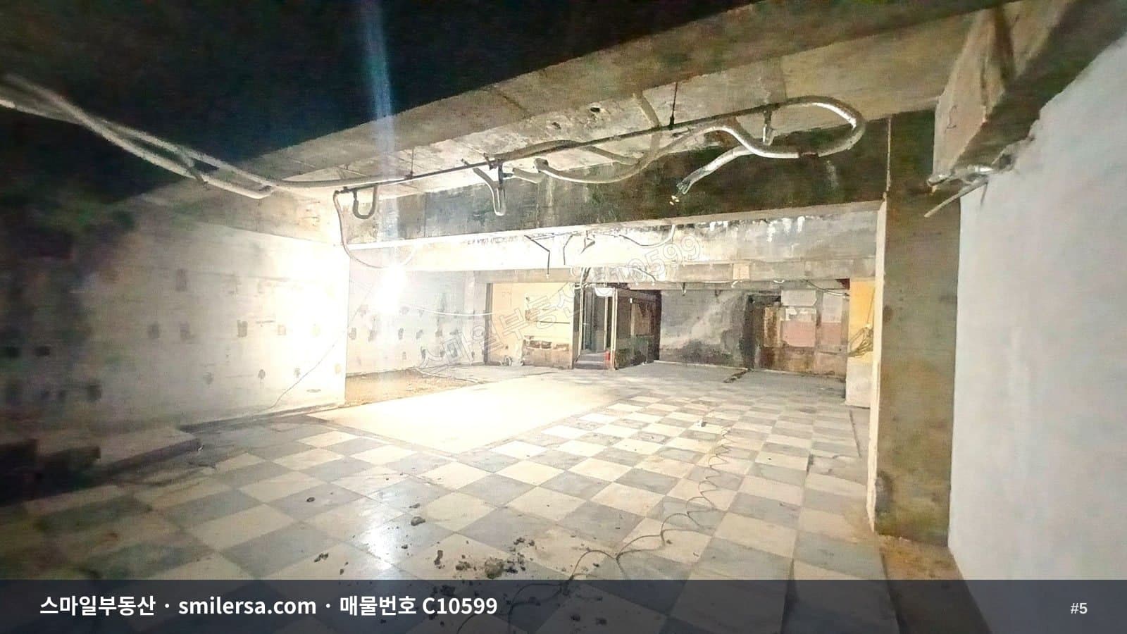 범일동 조방 메인상권 지하상가, 리모델링된 넓은 점포 썸네일 5