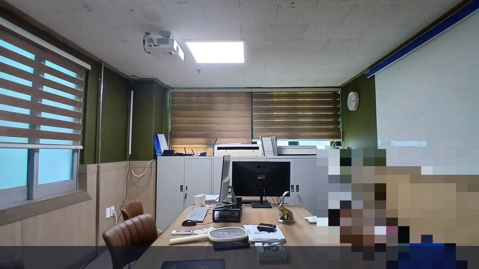 부전역 인근 큰 대로변 깔끔한 사무실 건물 썸네일 6