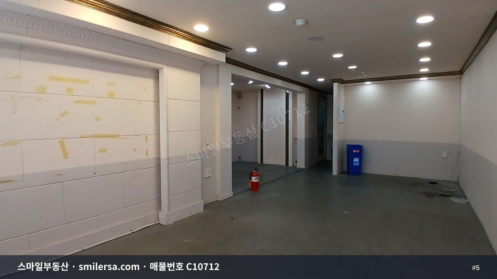 부산여대 인근 도로변 깔끔한 1층 상가 썸네일 5