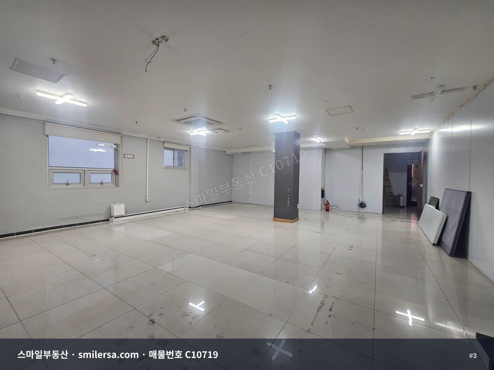 범내골역 2번 출구 인근 대로변 상가 썸네일 3