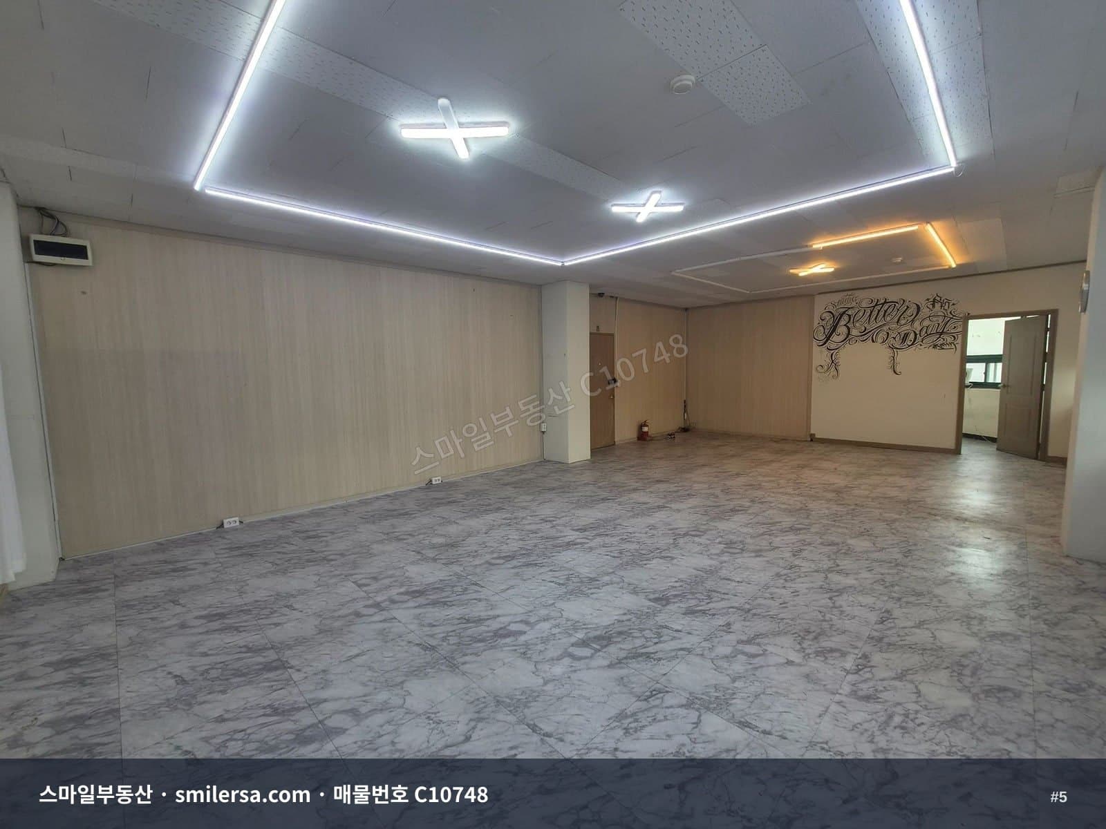 전포 카페거리 큰 대로변 깔끔한 사무실 썸네일 5