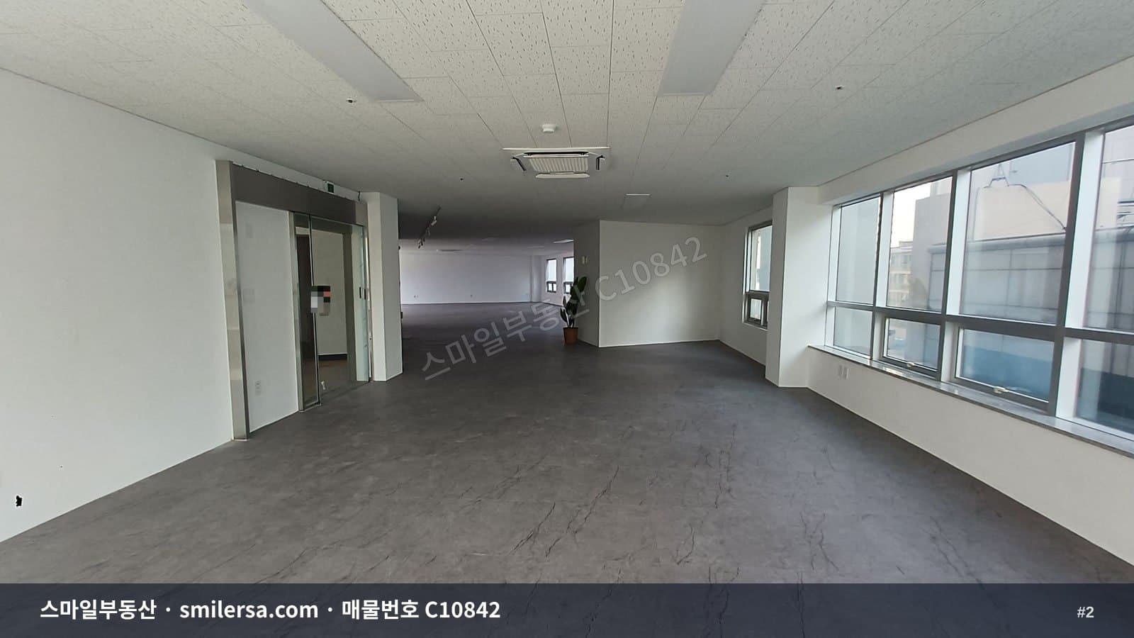 연산역 초역세권 사무실, 가시성 좋은 8층 월세 썸네일 2
