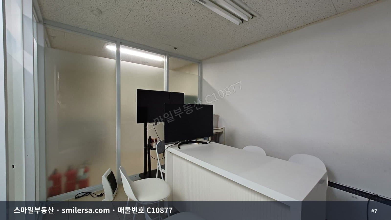 연산동 인근 대로변 깔끔한 소형 사무실 썸네일 7