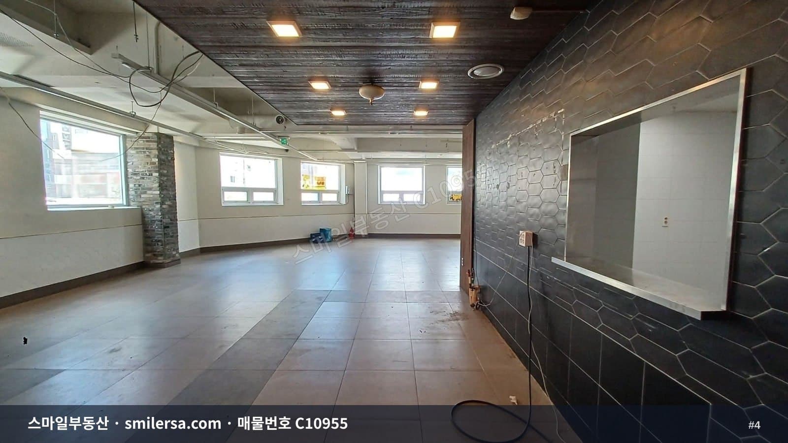 범일동 조방로 메인거리 노출 좋은 깔끔한 상가 썸네일 4