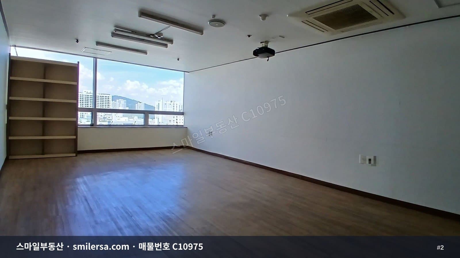 서면역 인근 서면대로변 깔끔한 사무실 매매 썸네일 2