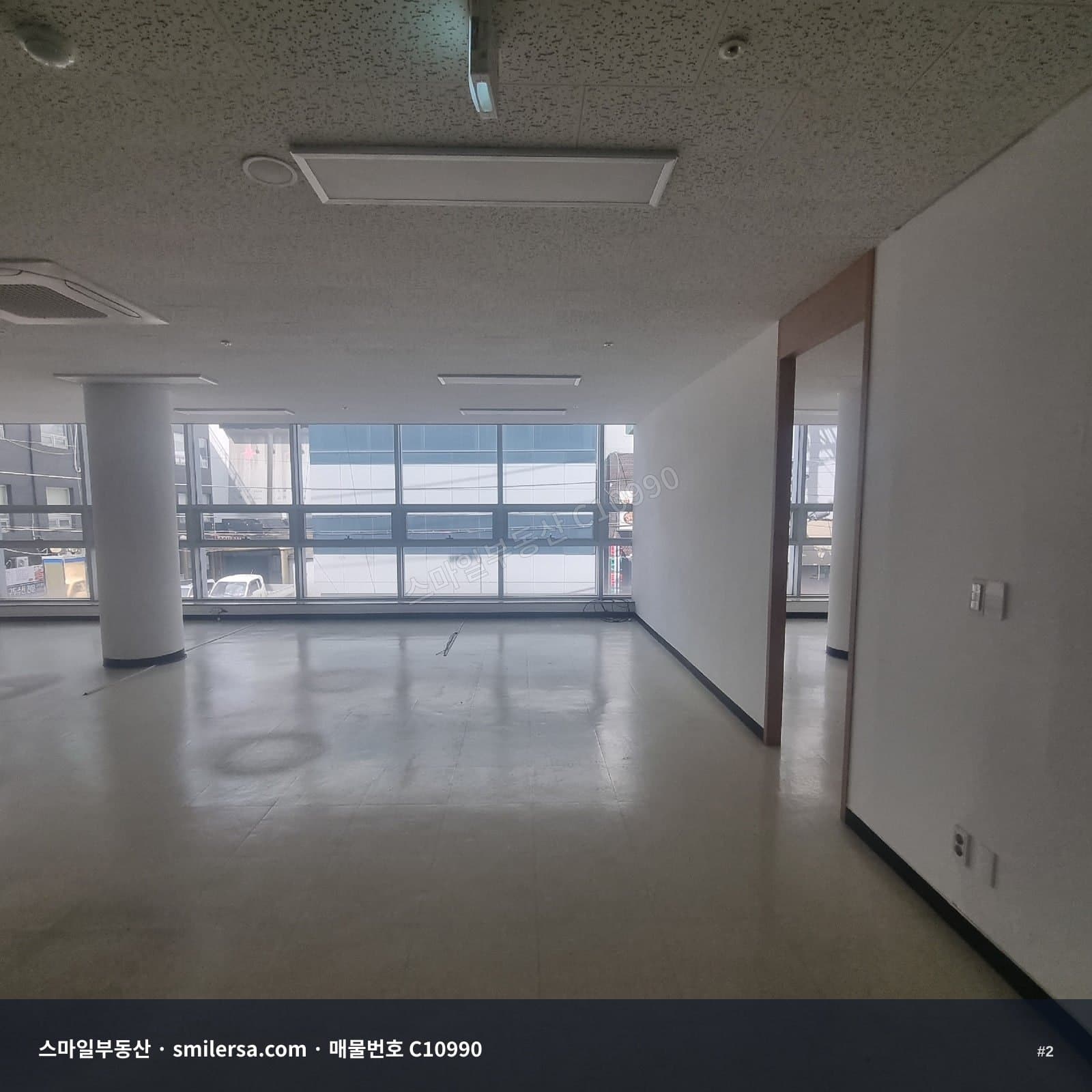 동광동 역세권 대형사무실, 금융거리에 자리한 넓은 업무공간 썸네일 2