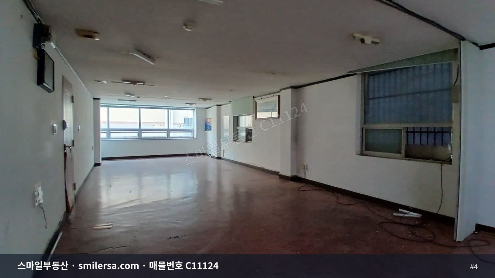 초량역 인근 엘베 있는 깔끔한 사무실 썸네일 4