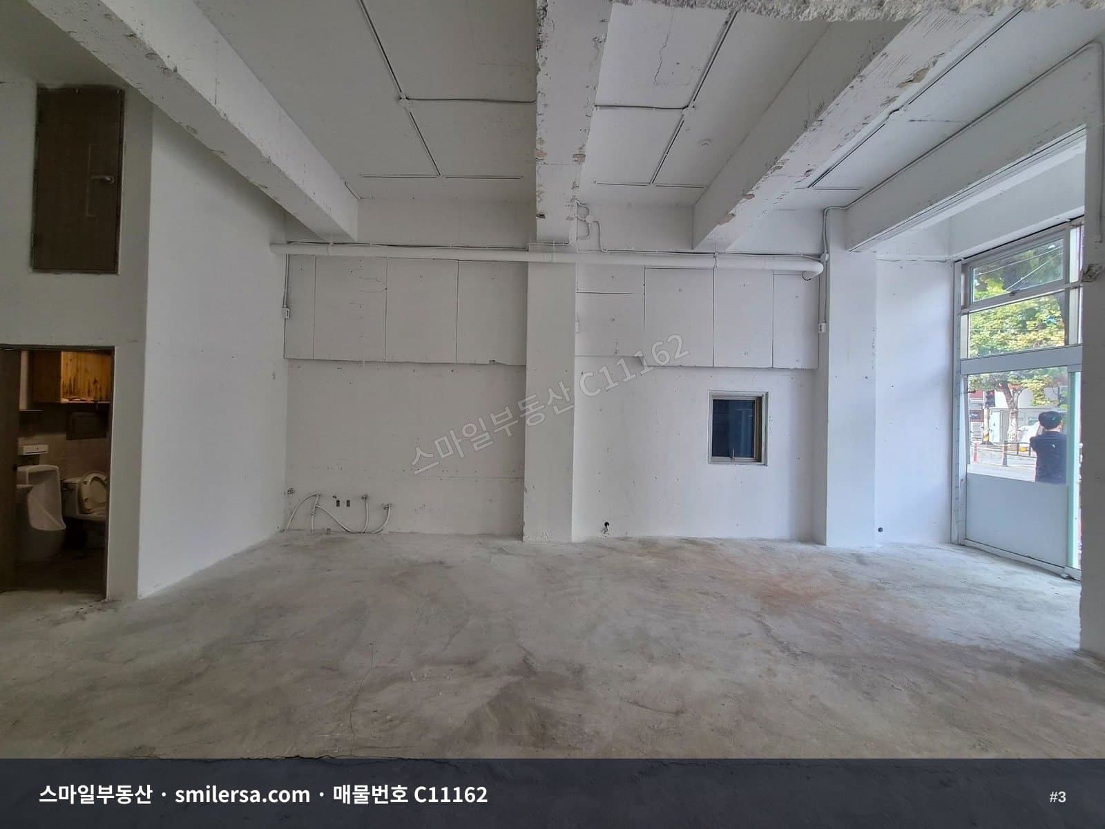 양정119센터 인근 1층 층고 높은 상가 사무실 썸네일 3