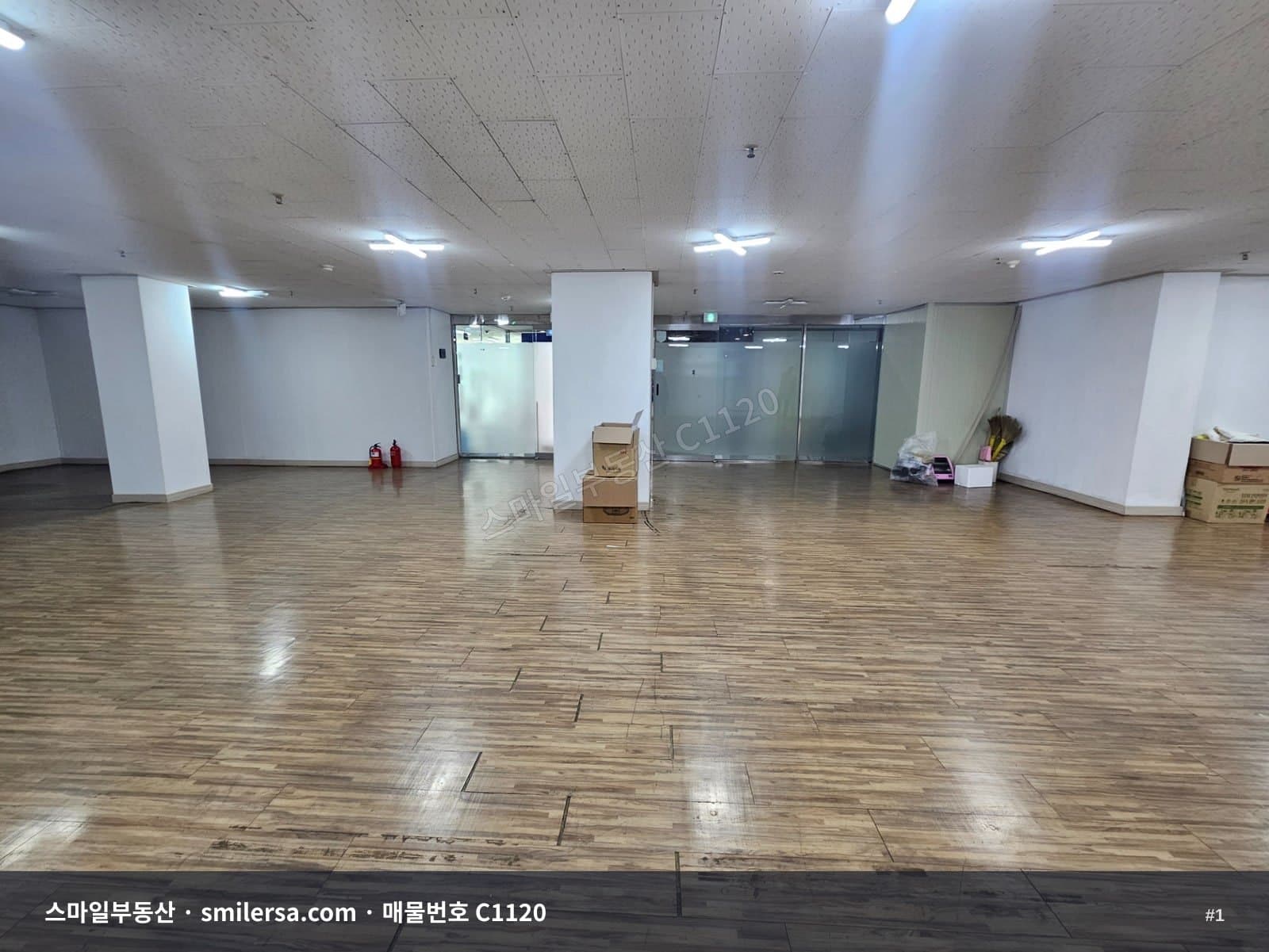 부산광역시 부산진구 범천동 상가 내부 사진 C1120