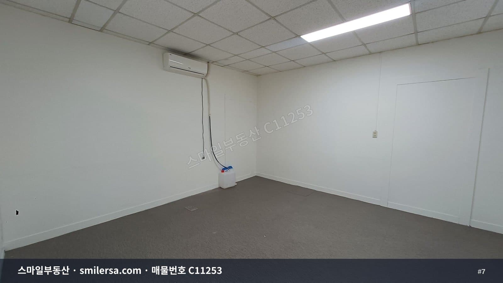 법원 인근 깔끔한 중소형 사무실 썸네일 7