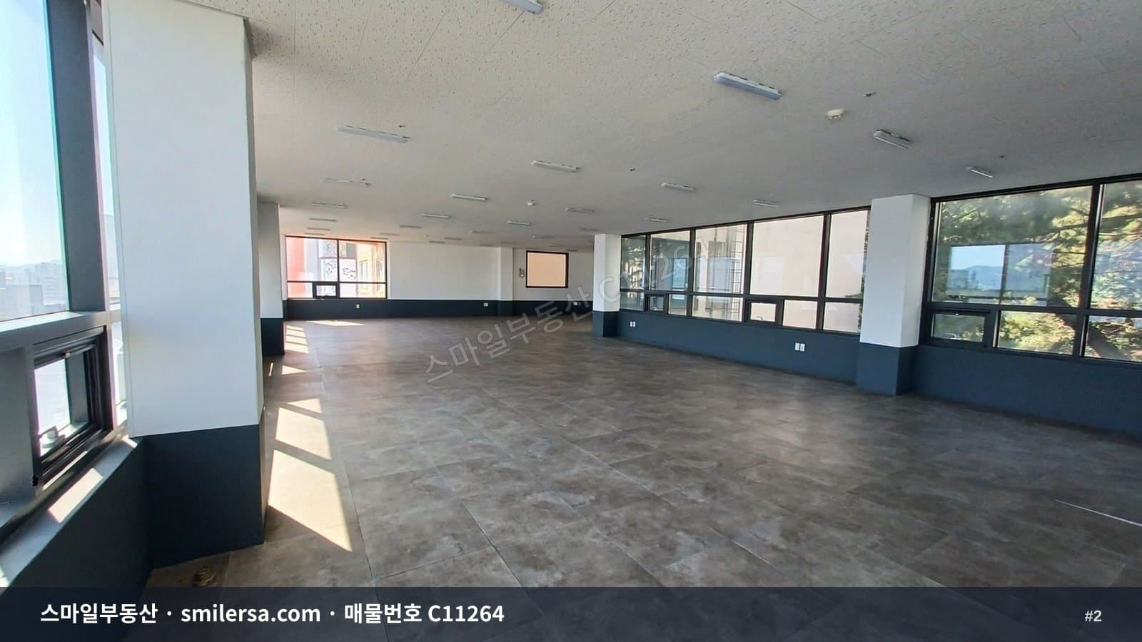 남산동 도로변 깔끔하고 전망 좋은 사무실 썸네일 2