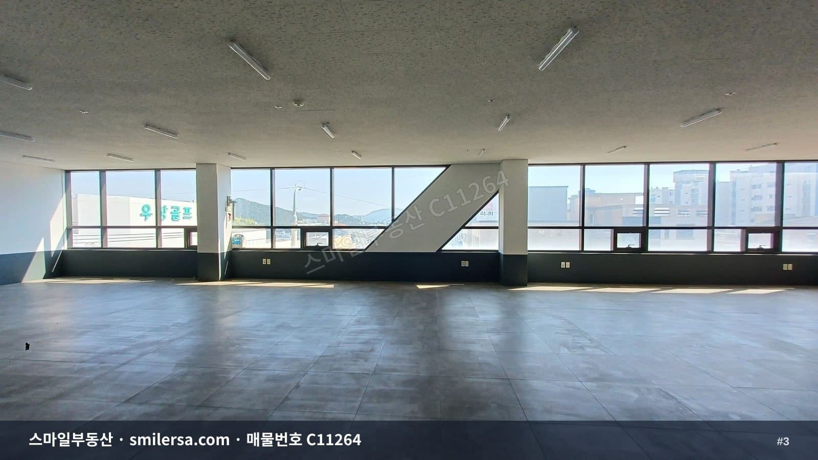 남산동 도로변 깔끔하고 전망 좋은 사무실 썸네일 3