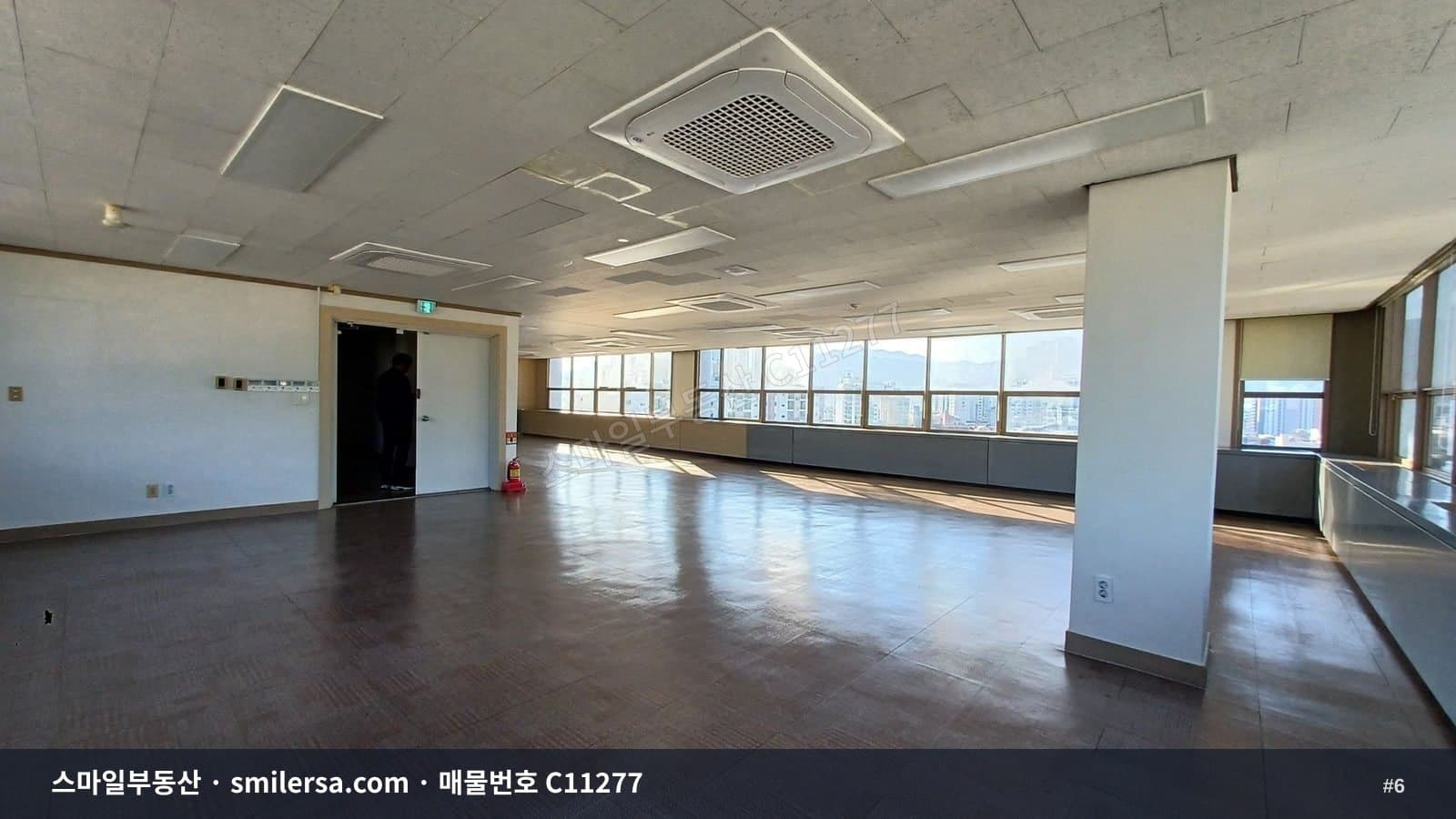 안락로터리 인근, 접근성 좋은 관리 잘된 사무실 썸네일 6