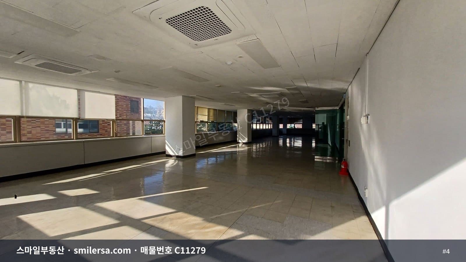 안락로터리 인근 접근성 좋은 관리 잘된 사무실 썸네일 4