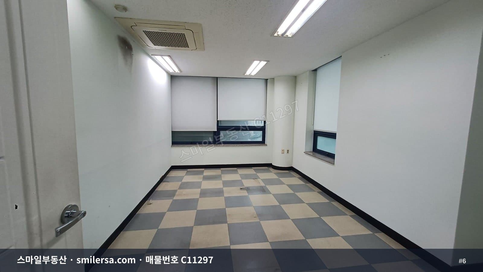 법원 인근 깔끔한 룸 구분된 중소형 사무실 썸네일 6